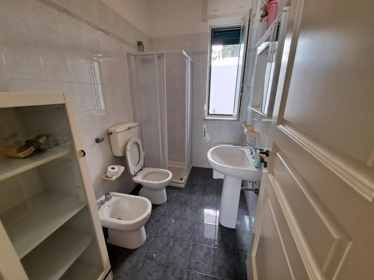 Casa Vittorio A 100M Dalla Sabbia Лидо Марини Екстериор снимка
